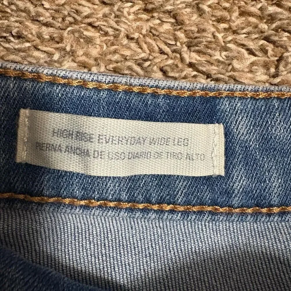 Universal-thread Women's Blue Jeans - Picture 4 of 8
